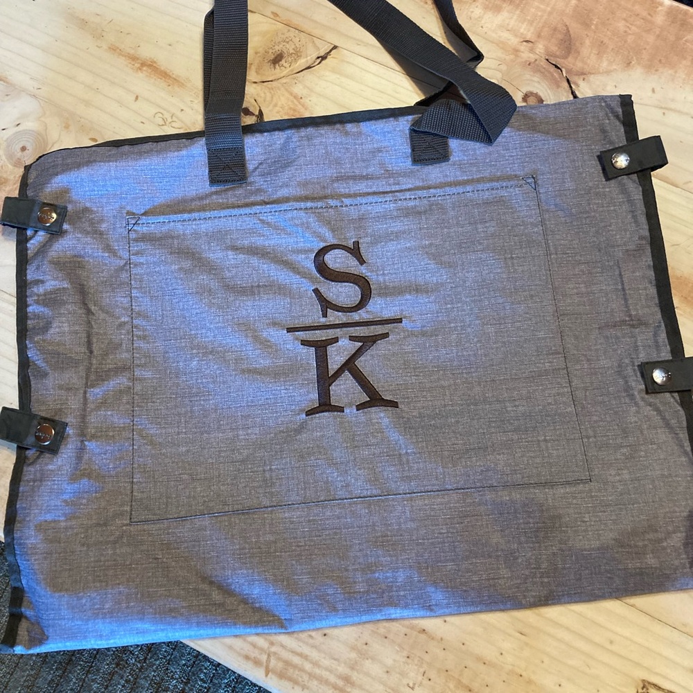Thirtyone well suited garment bag